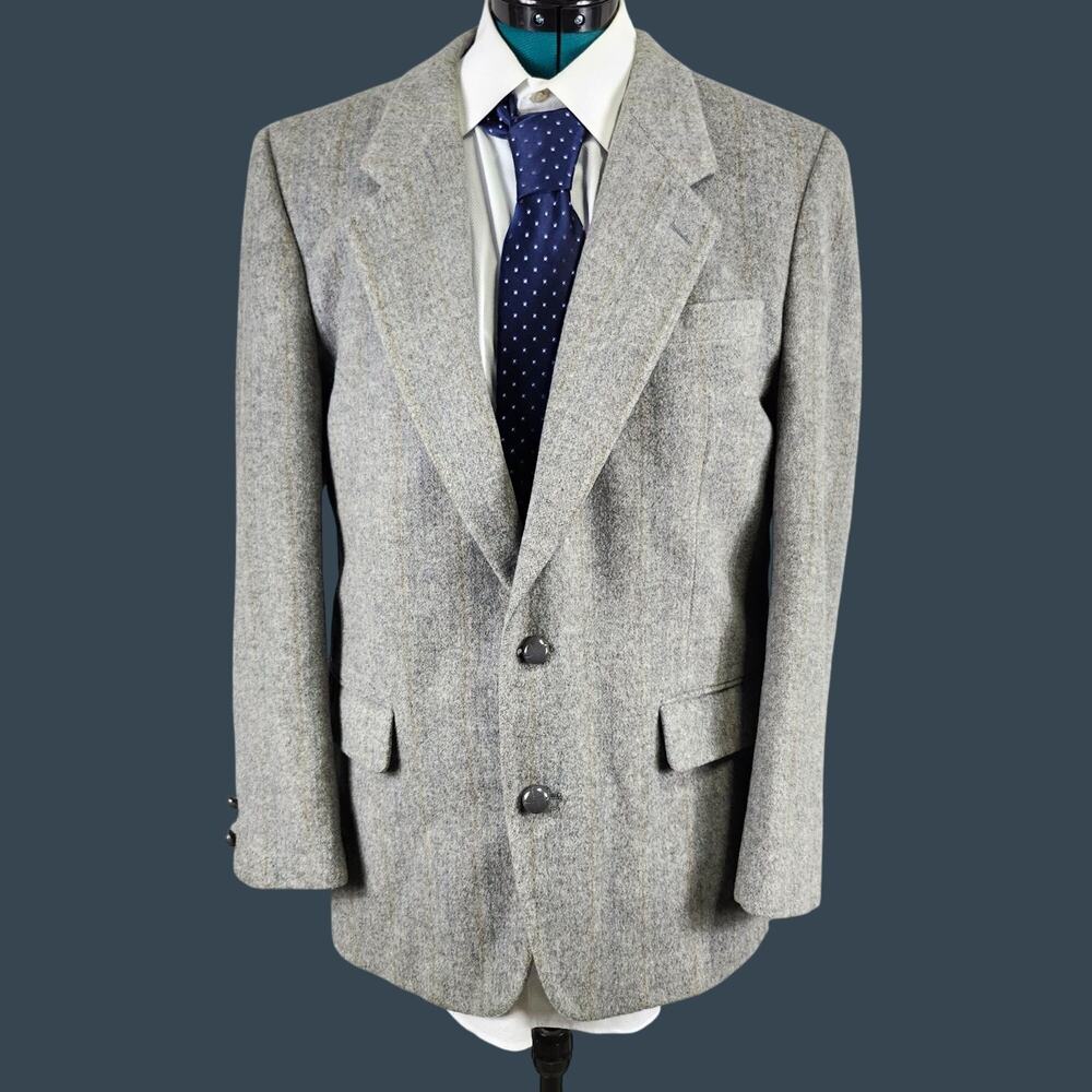 Mens Gray With Slight Stripes Wool Blazer R44 Sams Akron Ohio
